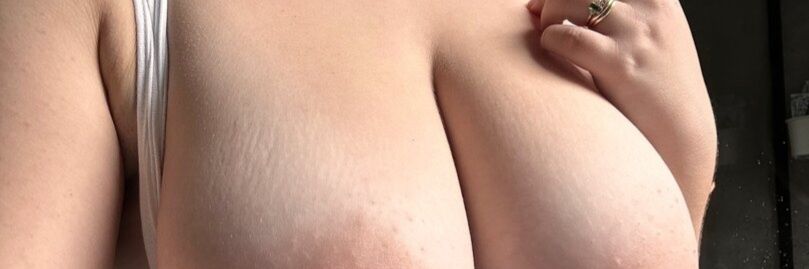 rosalinelyne's profile banner image