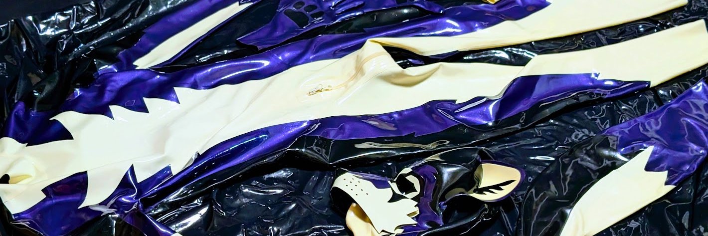 𝙈𝘼𝙉𝘼氏 banner