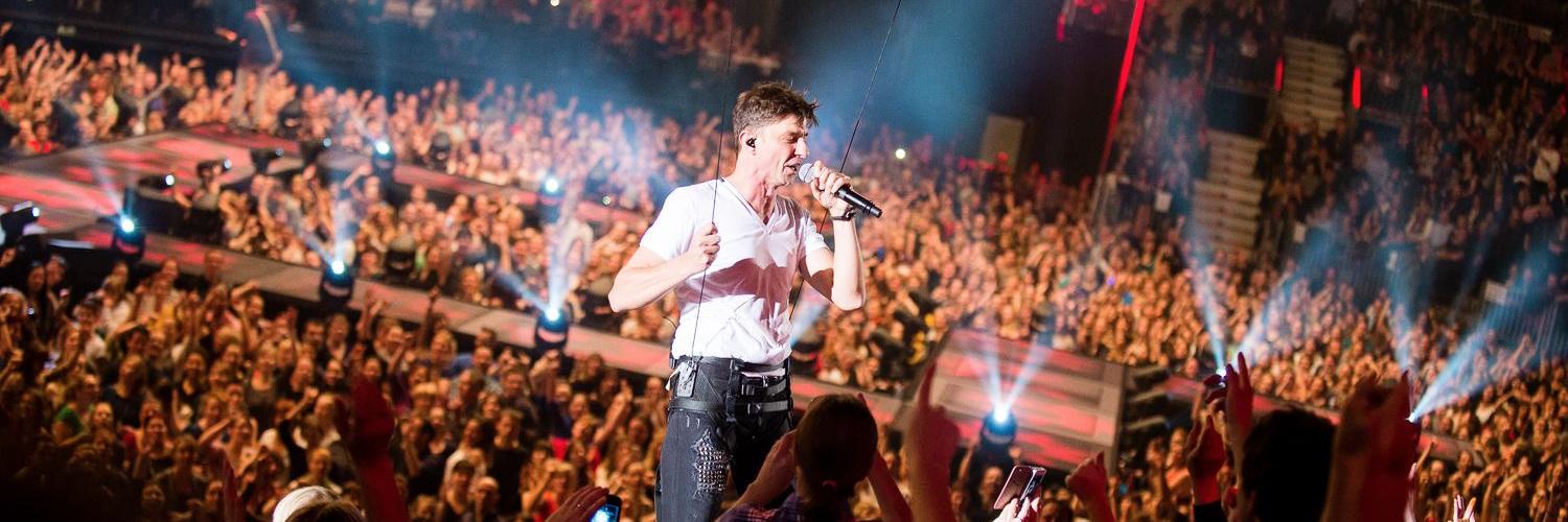 FrontView Magazine banner