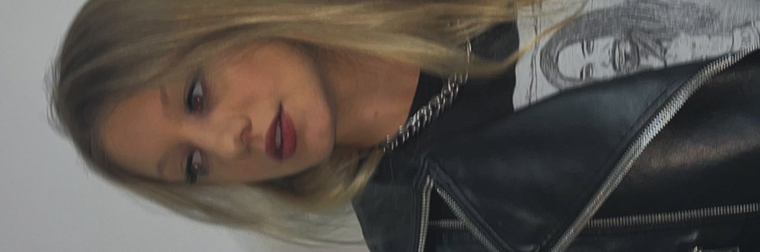 deebe_'s profile banner image