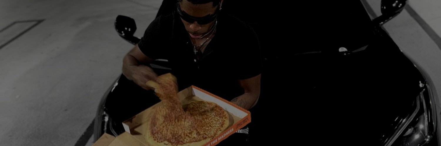 Molly in Miami banner