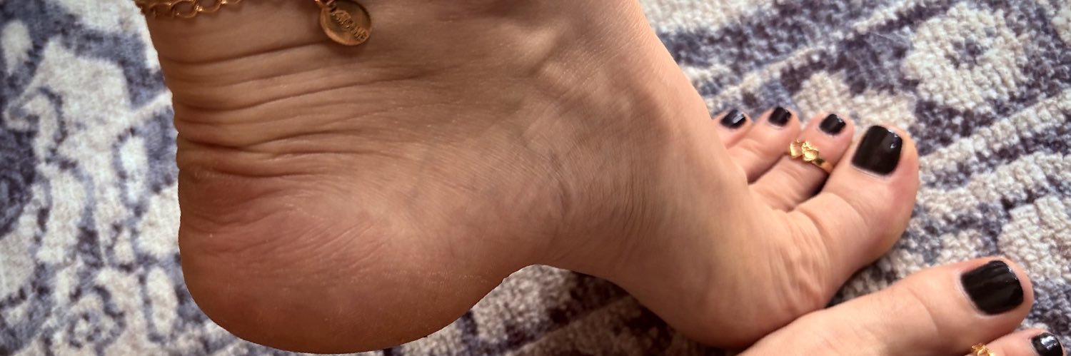 NAUGHTYchloeX's banner
