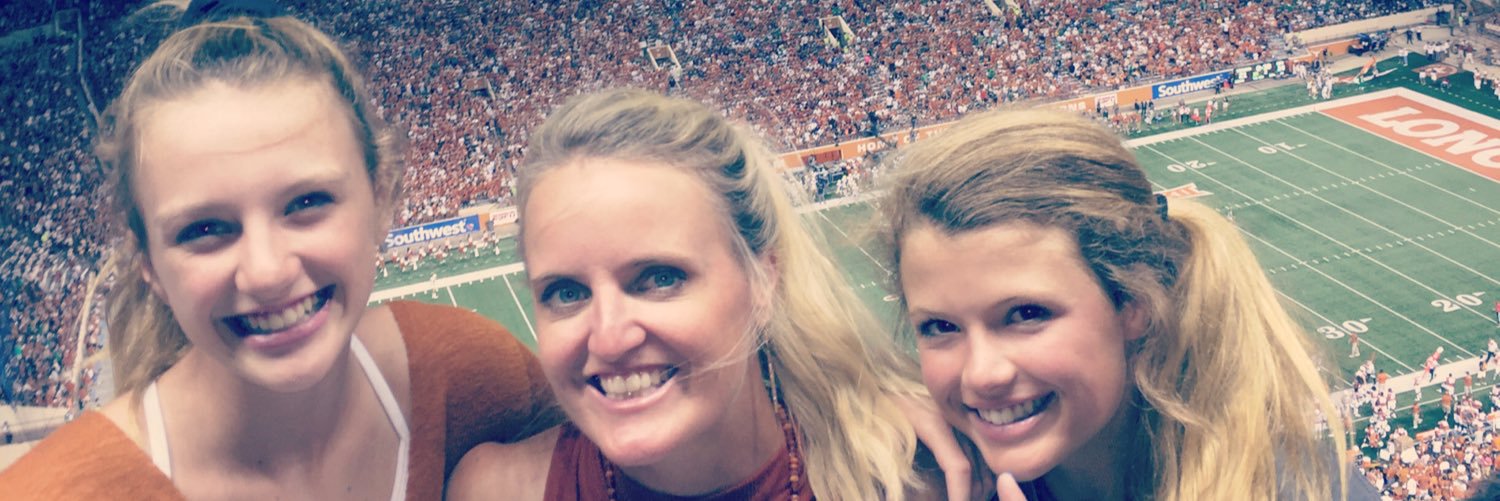 amyhark's profile banner image