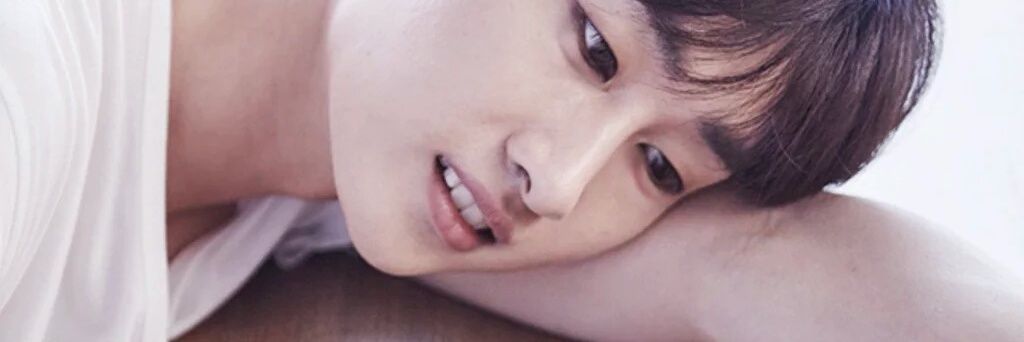 왓 두 유 민? banner