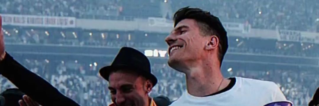 Gomez JK banner