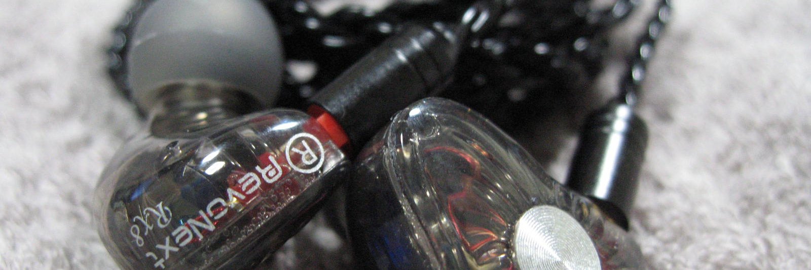 しろぬこ＠ケーブルは月3本まで🎧 banner