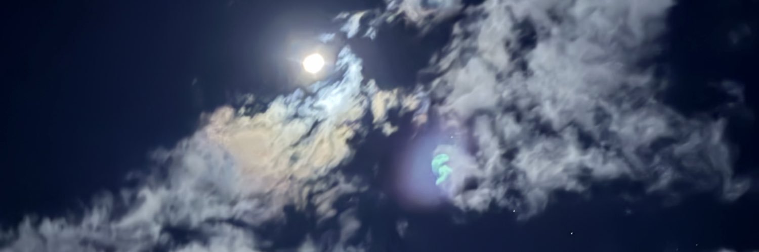 uhgood_imfine's profile banner image