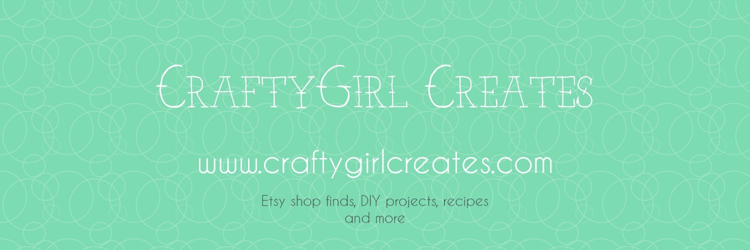 CraftyGirlMerch's profile banner image