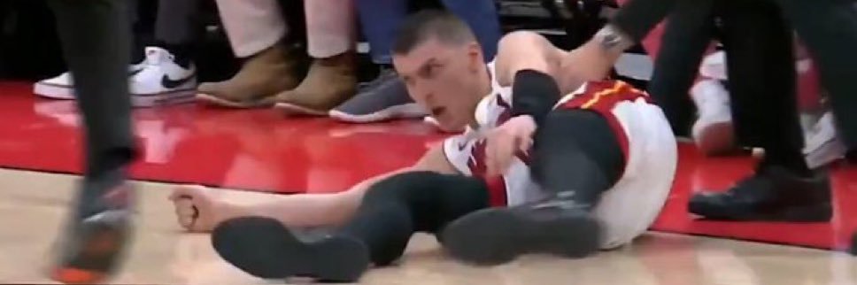 Amen Thompson DPOY SZN banner