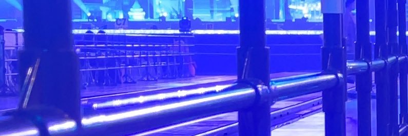 ひ。 banner