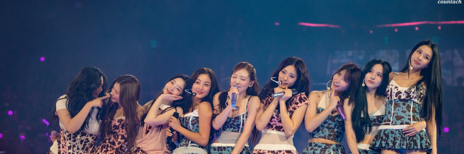 𝐌𝐚𝐱𝐢 banner