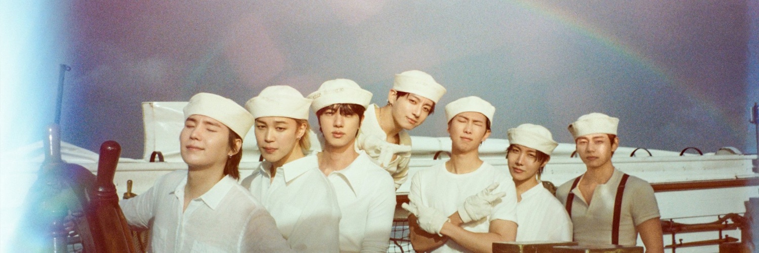 Bririrang ⁷ 🪭 is seeing BANGTAN 🖤 LONDON D1, D2 banner