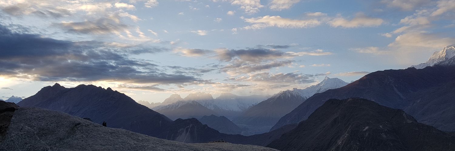 Unberryin Heather banner