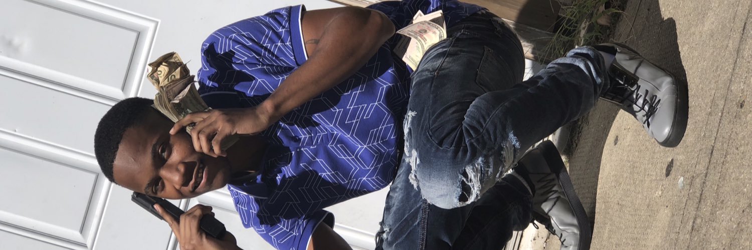 2300Moochie's profile banner image