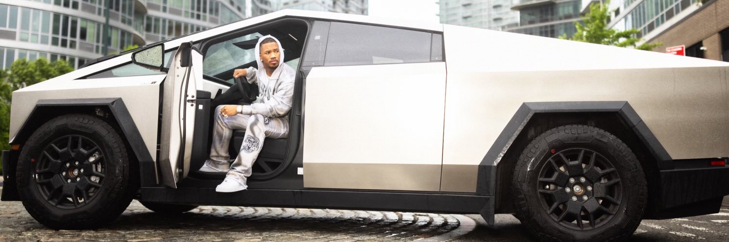 trill_tai's profile banner image