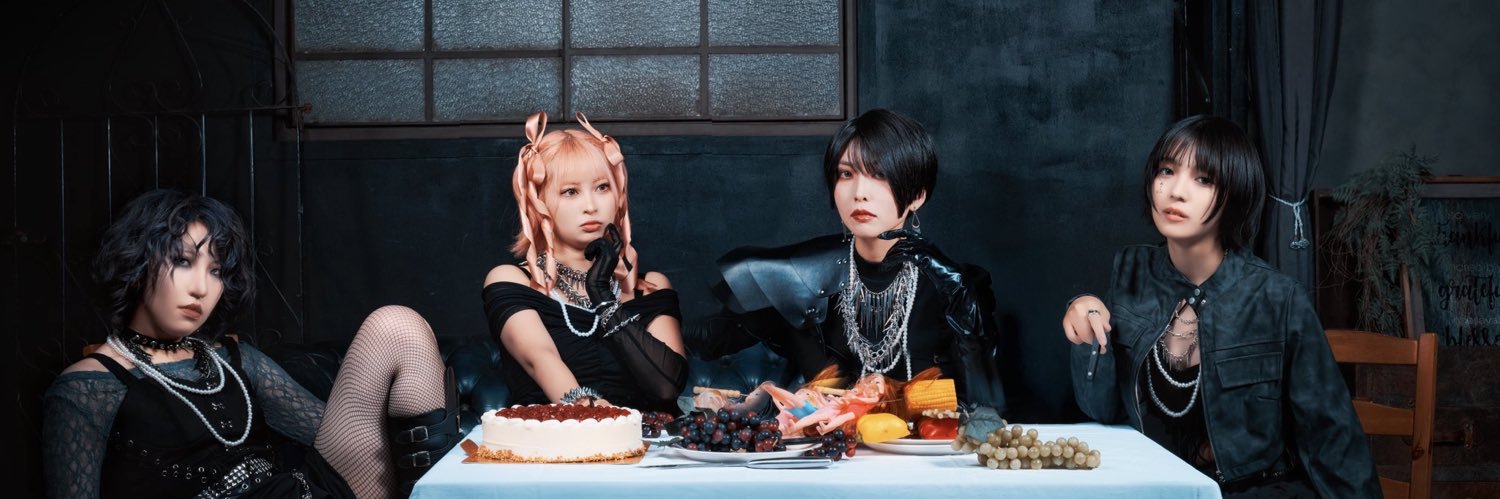 𝐭𝐡𝐞 𝐅ꓤ𝐀𝐈𝐋 banner