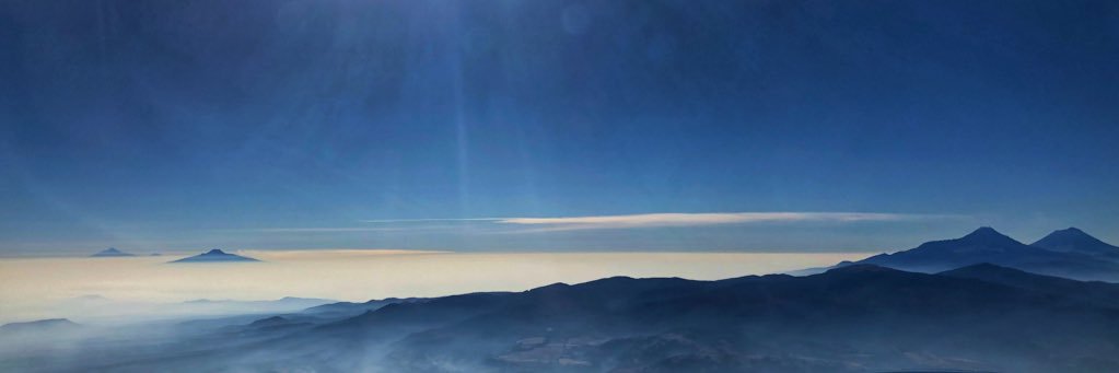 isselin's profile banner image
