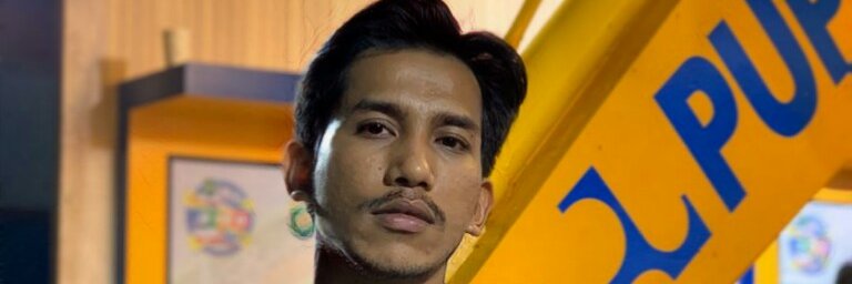 efsi_pratama's profile banner image