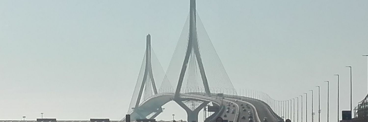 lougompar's profile banner image