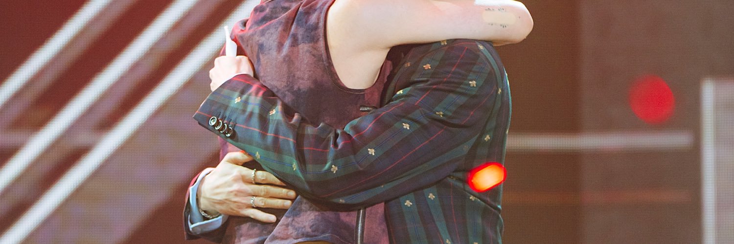 xt's banner