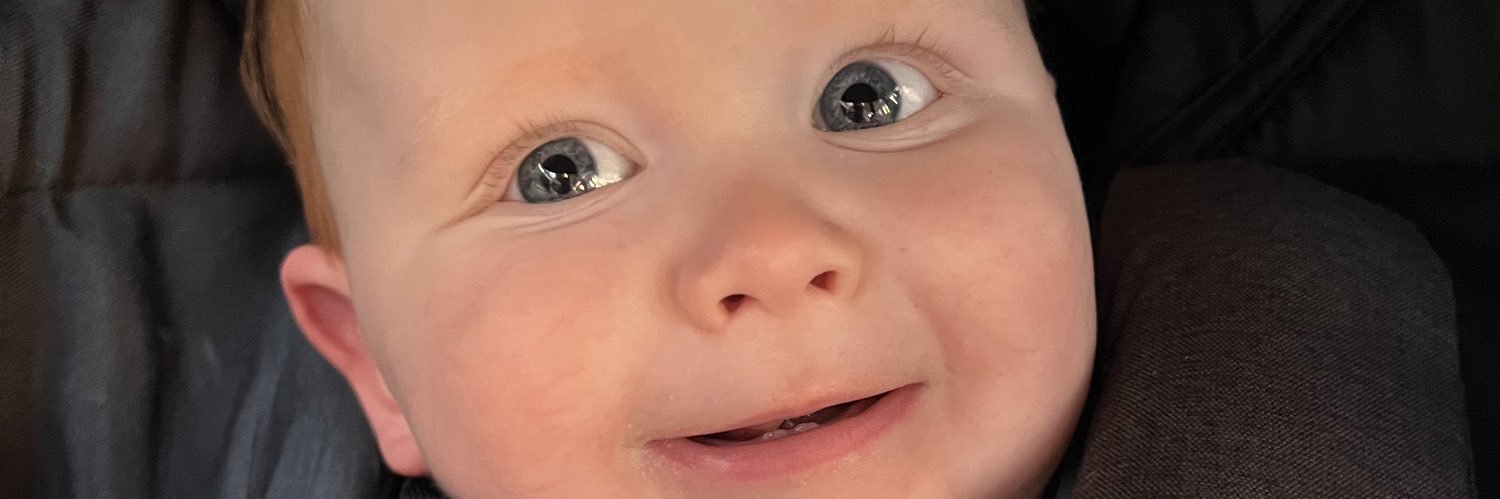 Nay🤍 banner