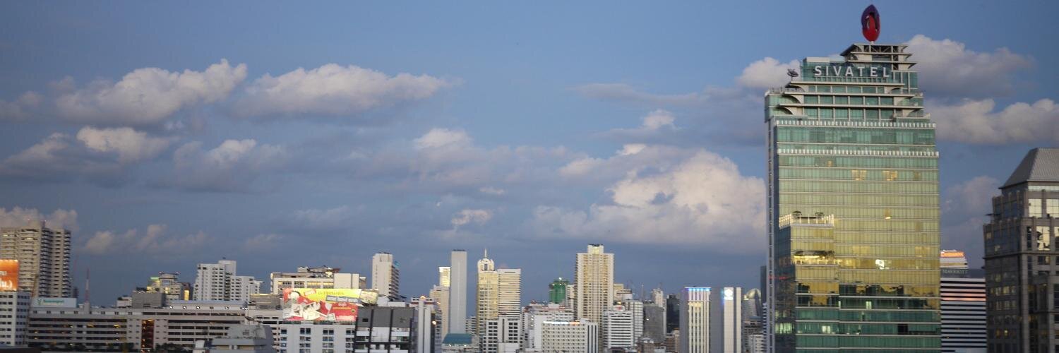 akosu's profile banner image