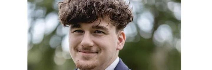 DonnaFins's profile banner image