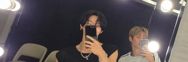 prettyphilypie Profile Banner
