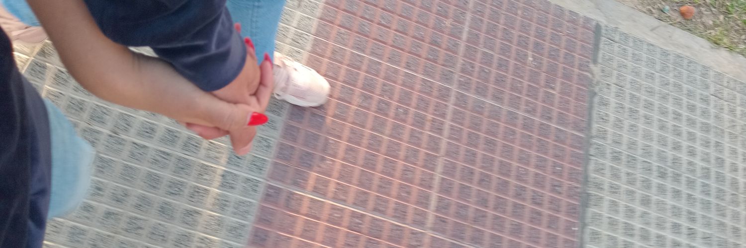 adriannvr2's profile banner image