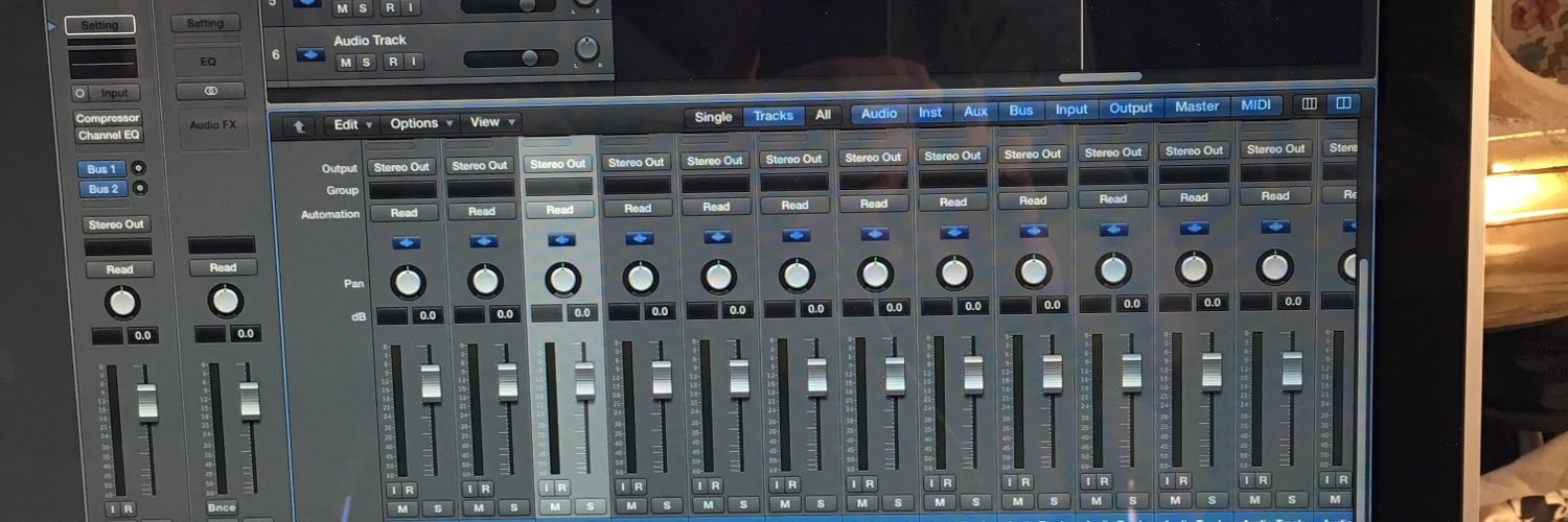 rogerhumphrey's profile banner image