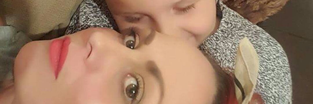 leanne davies banner