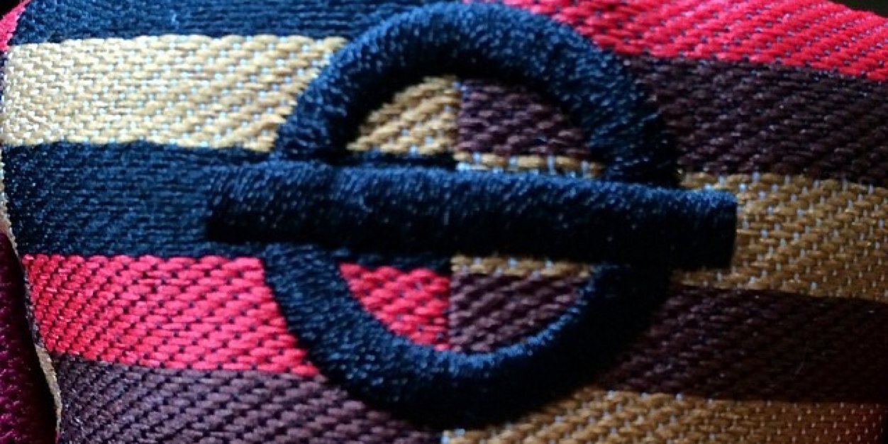 Roundel London banner