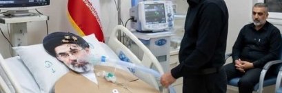 CardBoard Khomenei banner