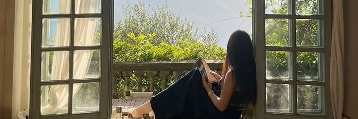 helena_pillon's profile banner image