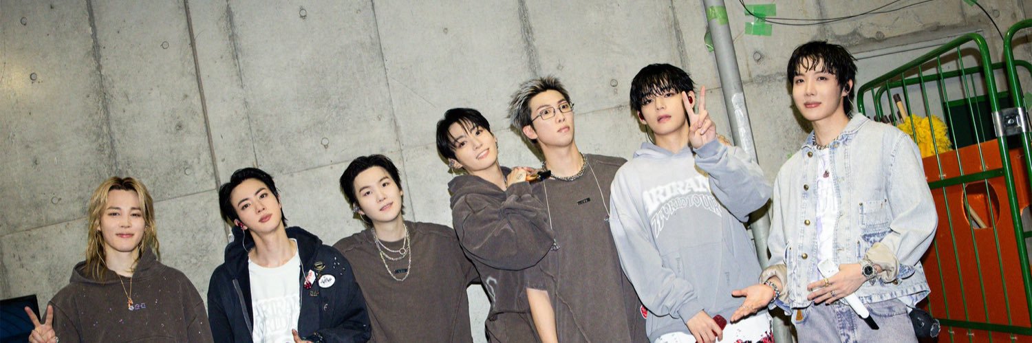 mpmp ⁷ 💜🍊 banner