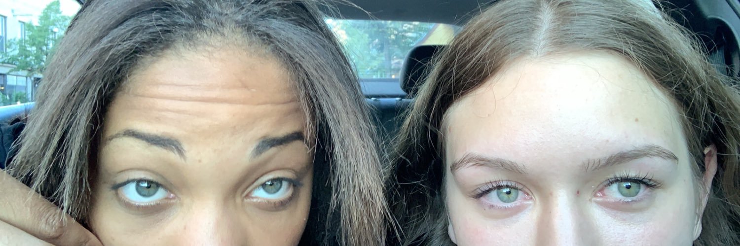 aliyah0702's profile banner image