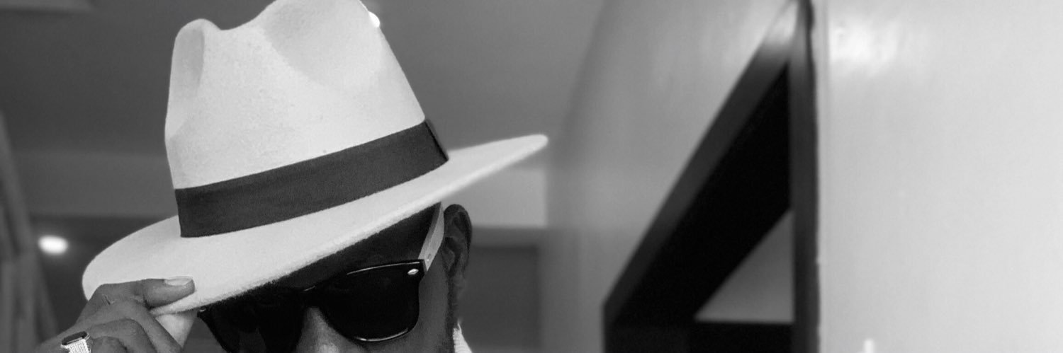 O_neyo's profile banner image