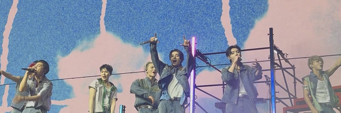 ૮₍ .•̄ · •̄ ₎ა banner