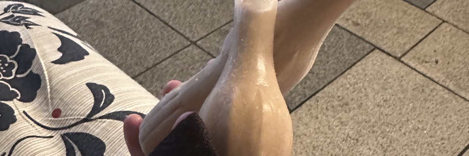 l0vsiq's profile banner image