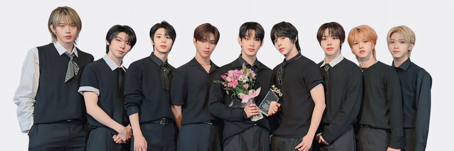 QueenBeextine's profile banner image