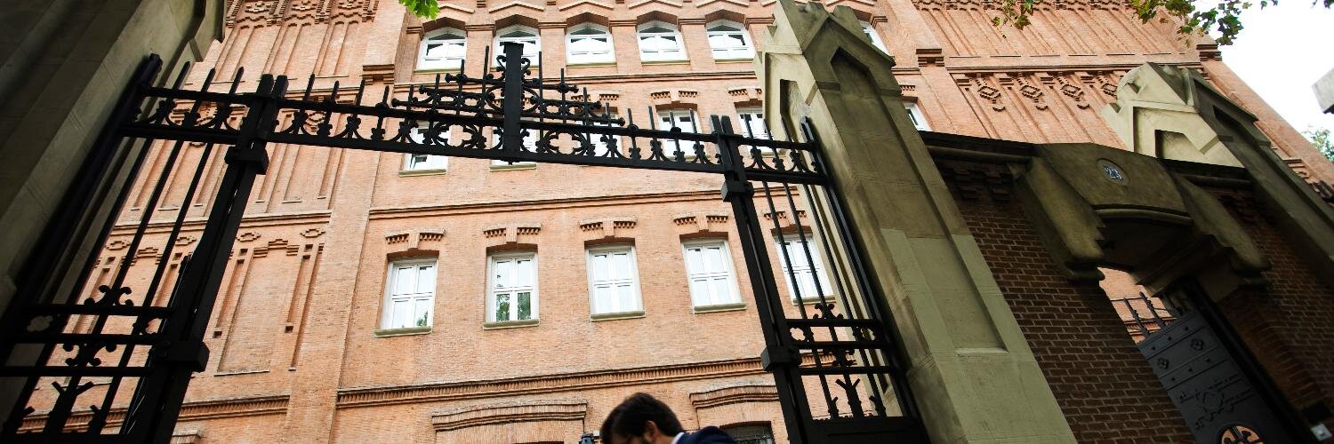 ICADE Facultad CCEE banner