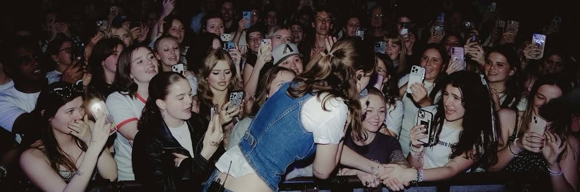 milly 💝💐 banner