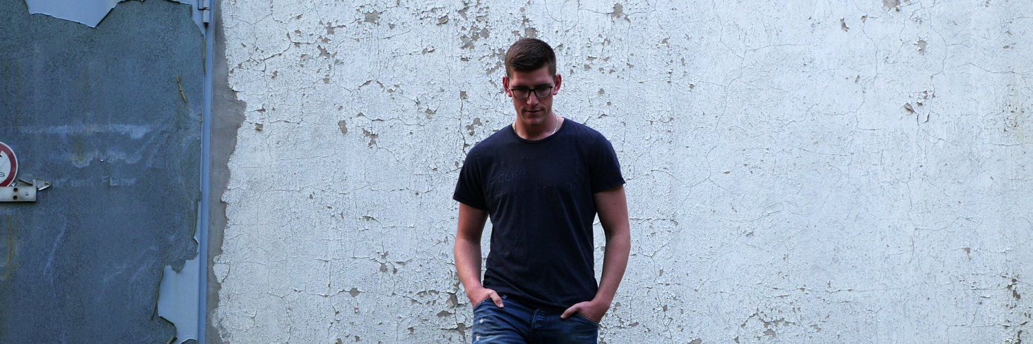 MusicFiloOld's profile banner image