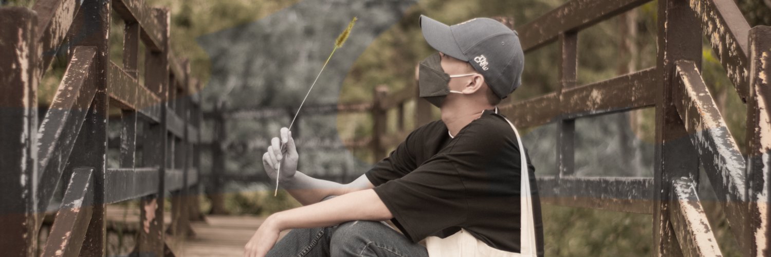 smdgzmn's profile banner image