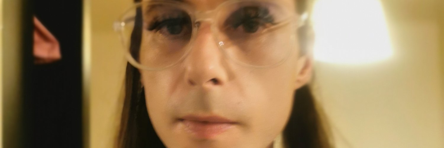 holdthepoo's profile banner image