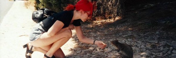 DailyBerenyi Profile Banner