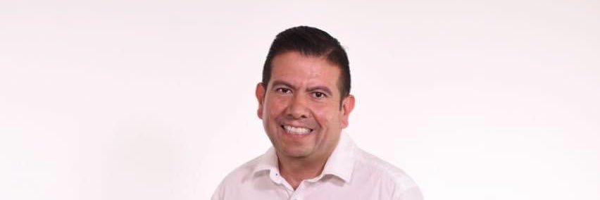 Luis Hernández A. banner