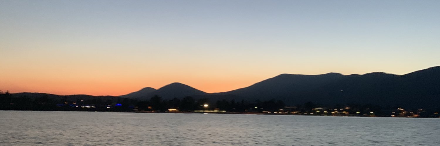Linds2499's profile banner image