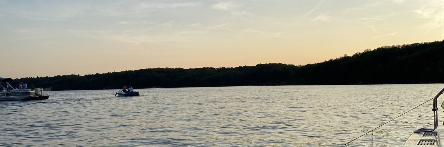 hashtagserinity's profile banner image