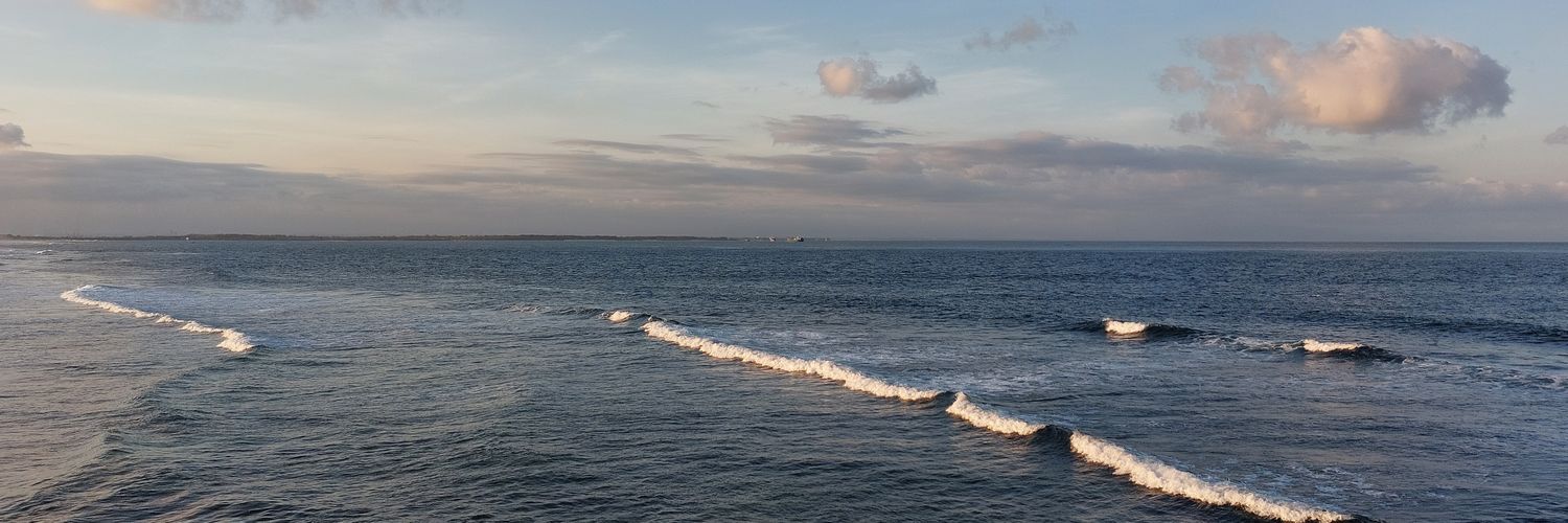 cap banner